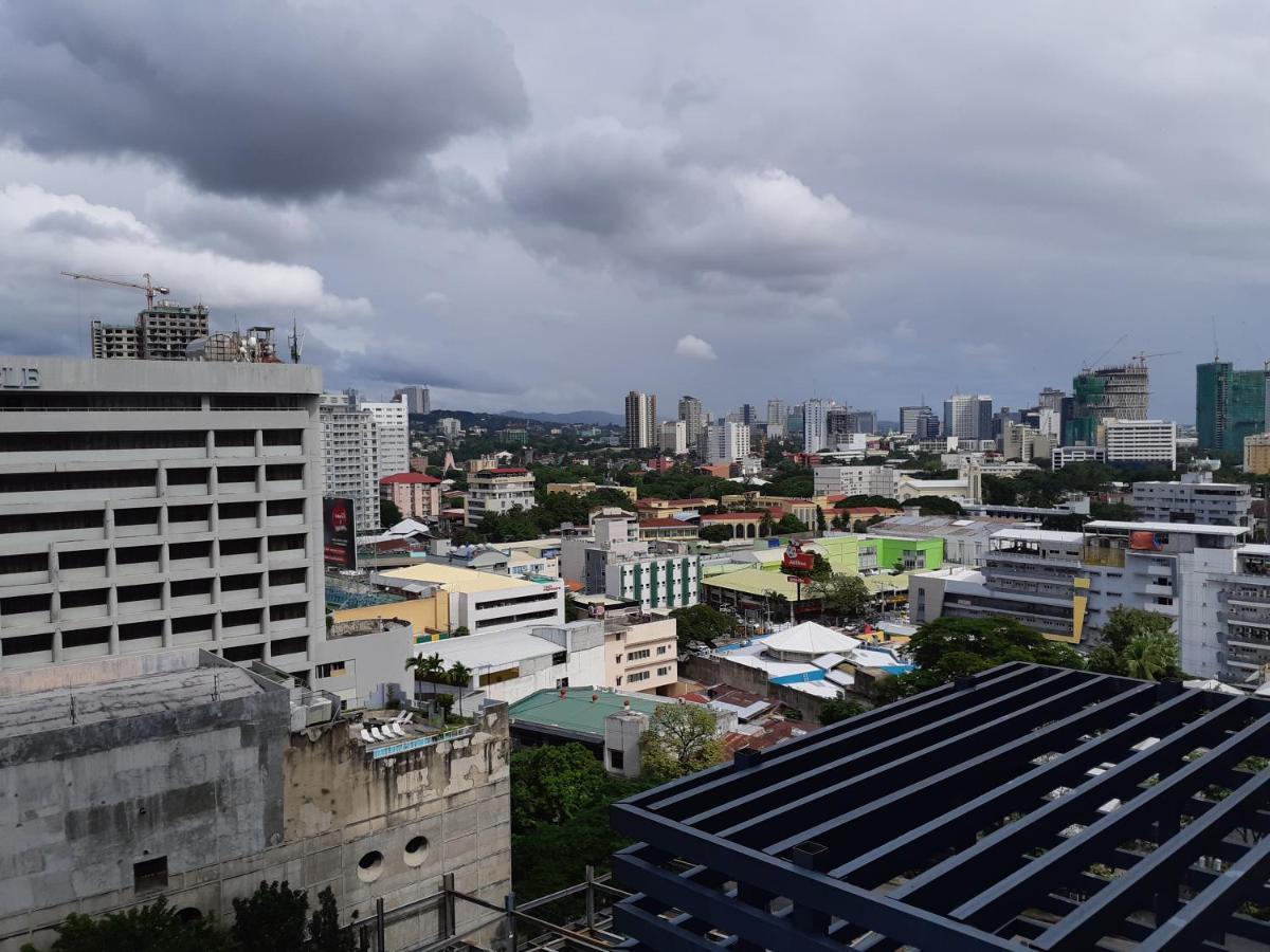 Cebu City Huge Lofts By P&J Bagian luar foto